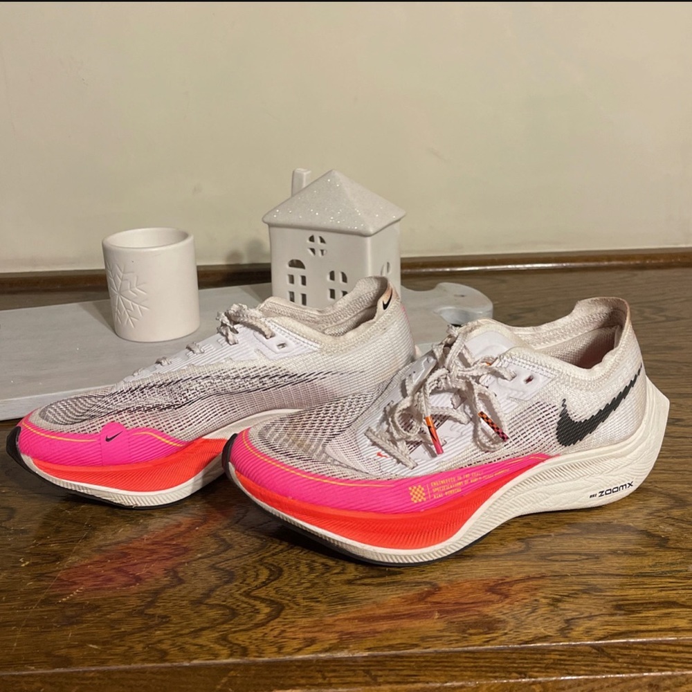 Women shoes/ Nike / ZoomX Vaporfly/ size 6.5 - Picture 1 of 3